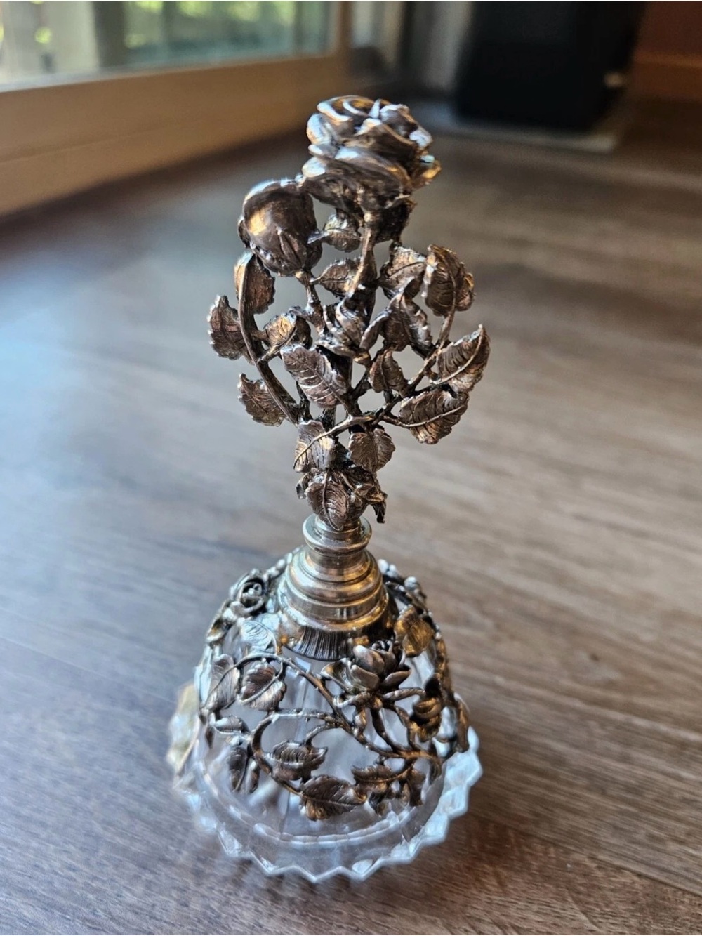 Vintage Ornate filigree metal rose and crystal Matson Perfume Bottle - Picture 2 of 8